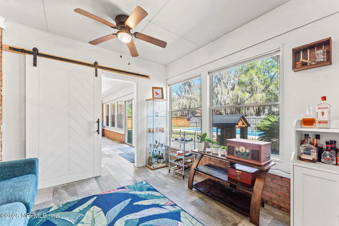 Photo of 3097 NAUTILUS Road