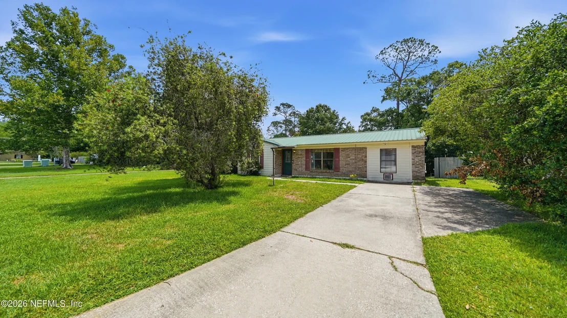Photo of 1633 MARY BETH Drive