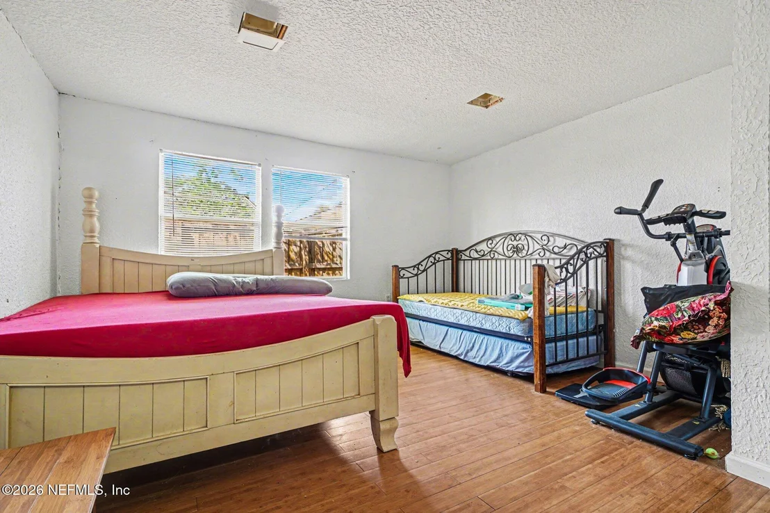 Photo of 6964 RAMOTH Drive