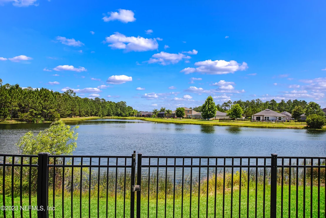 Photo of 140 CEDARSTONE Way