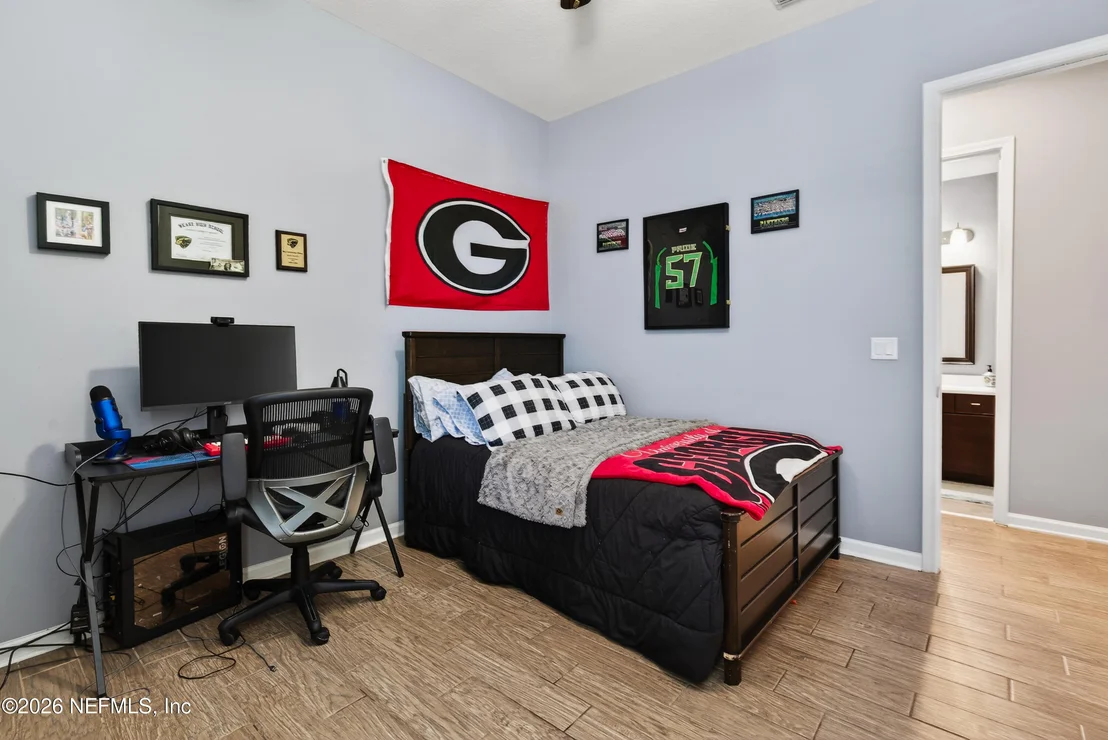 Photo of 127 EAGLE ROCK Drive