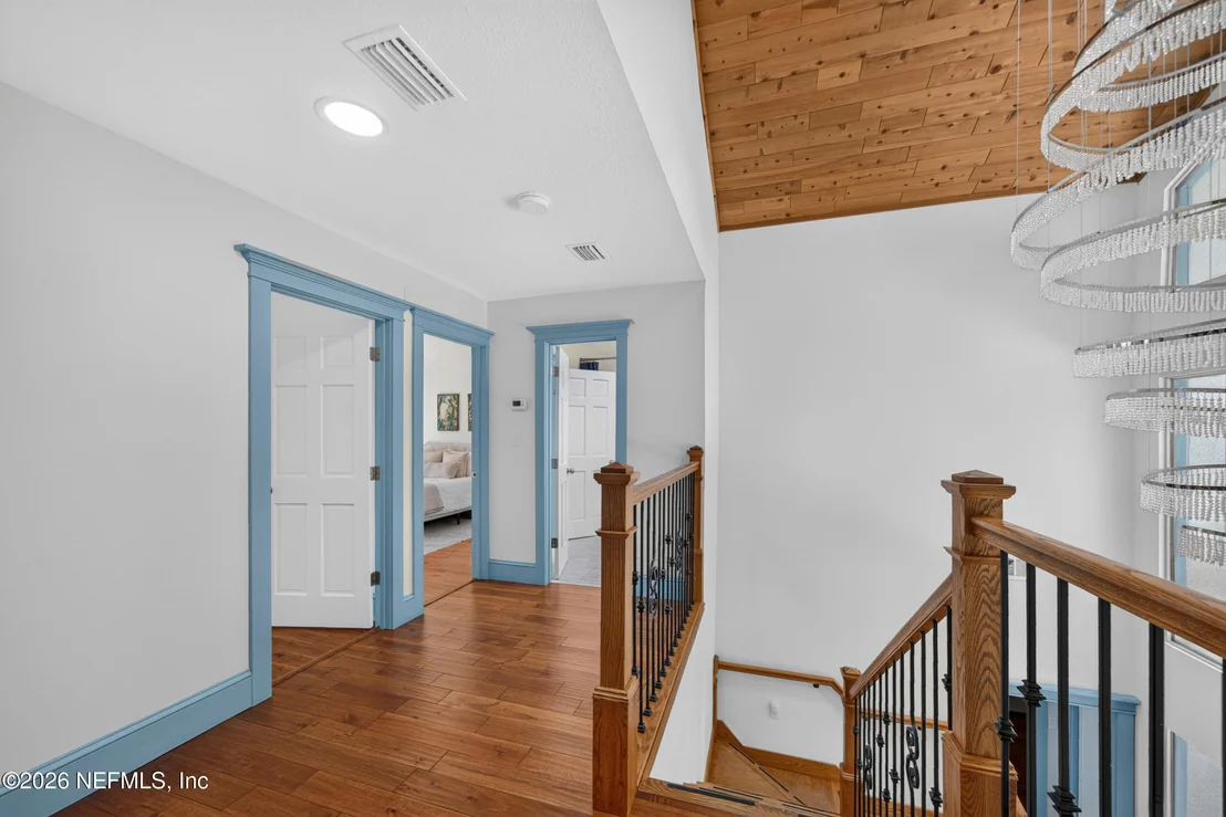 Photo of 13062 MANDARIN Road