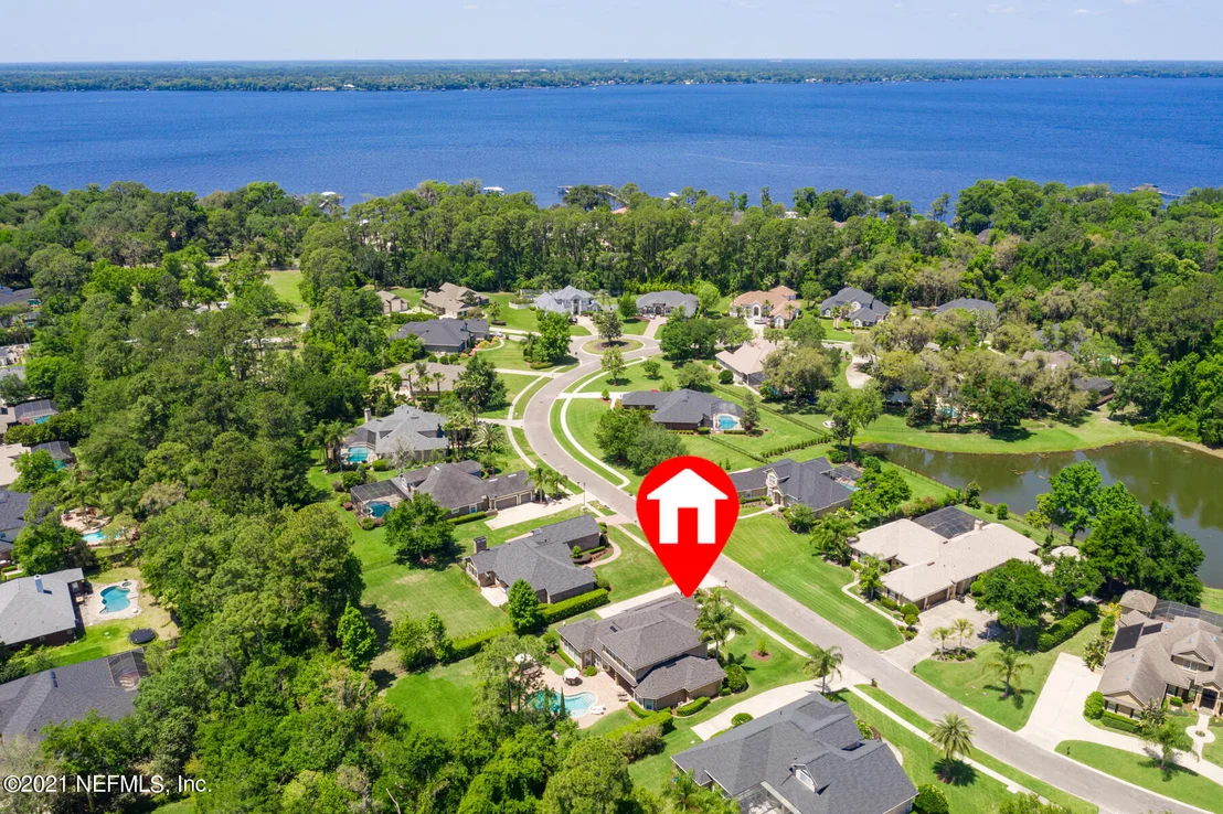 Photo of 349 SUMMERSET Drive