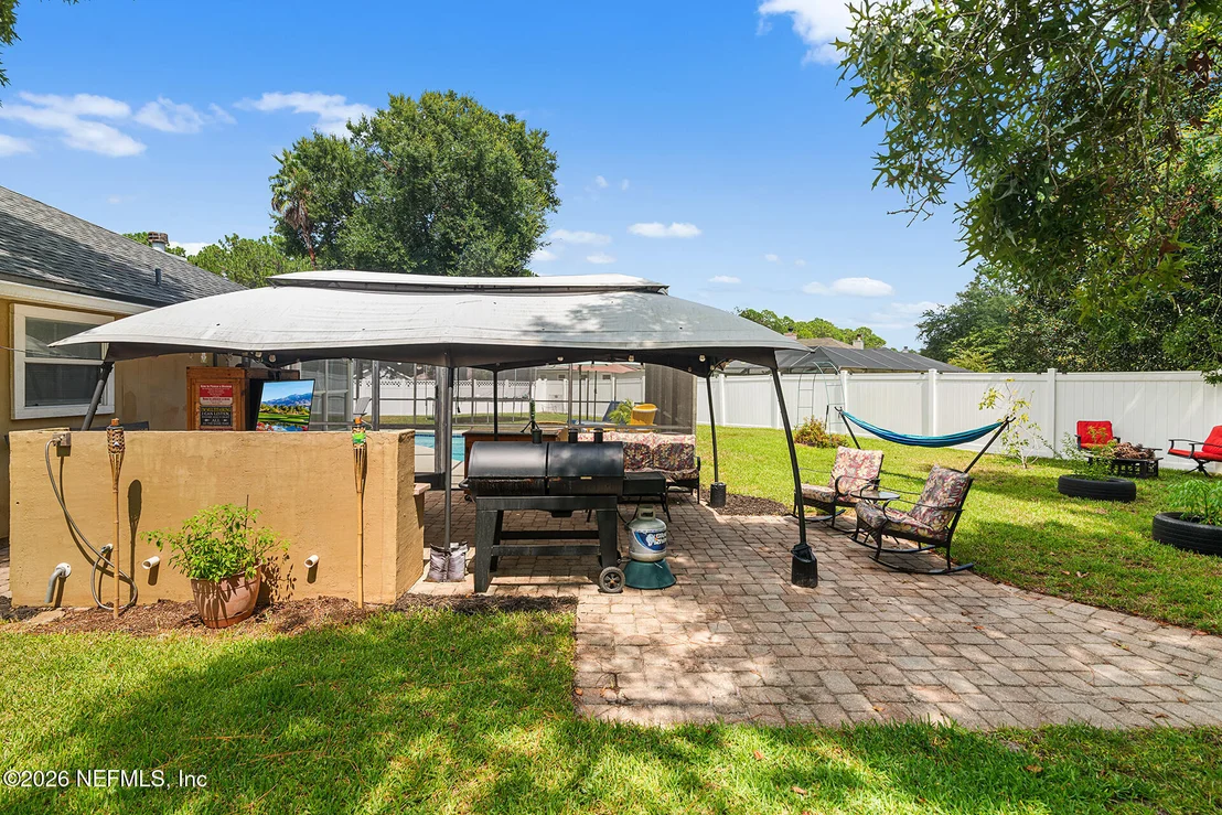Photo of 204 CONNER Court