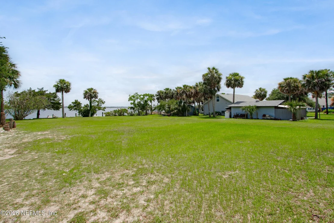 Photo of 8912 HECKSCHER Drive