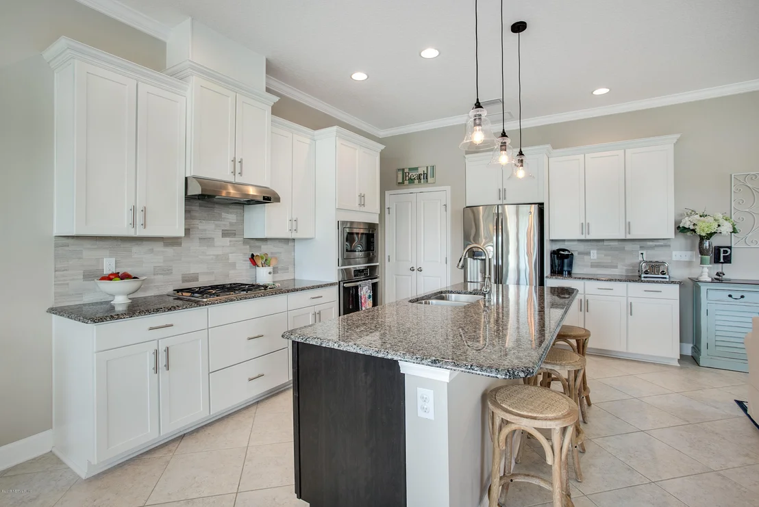 Photo of 3905 BURNT PINE Drive
