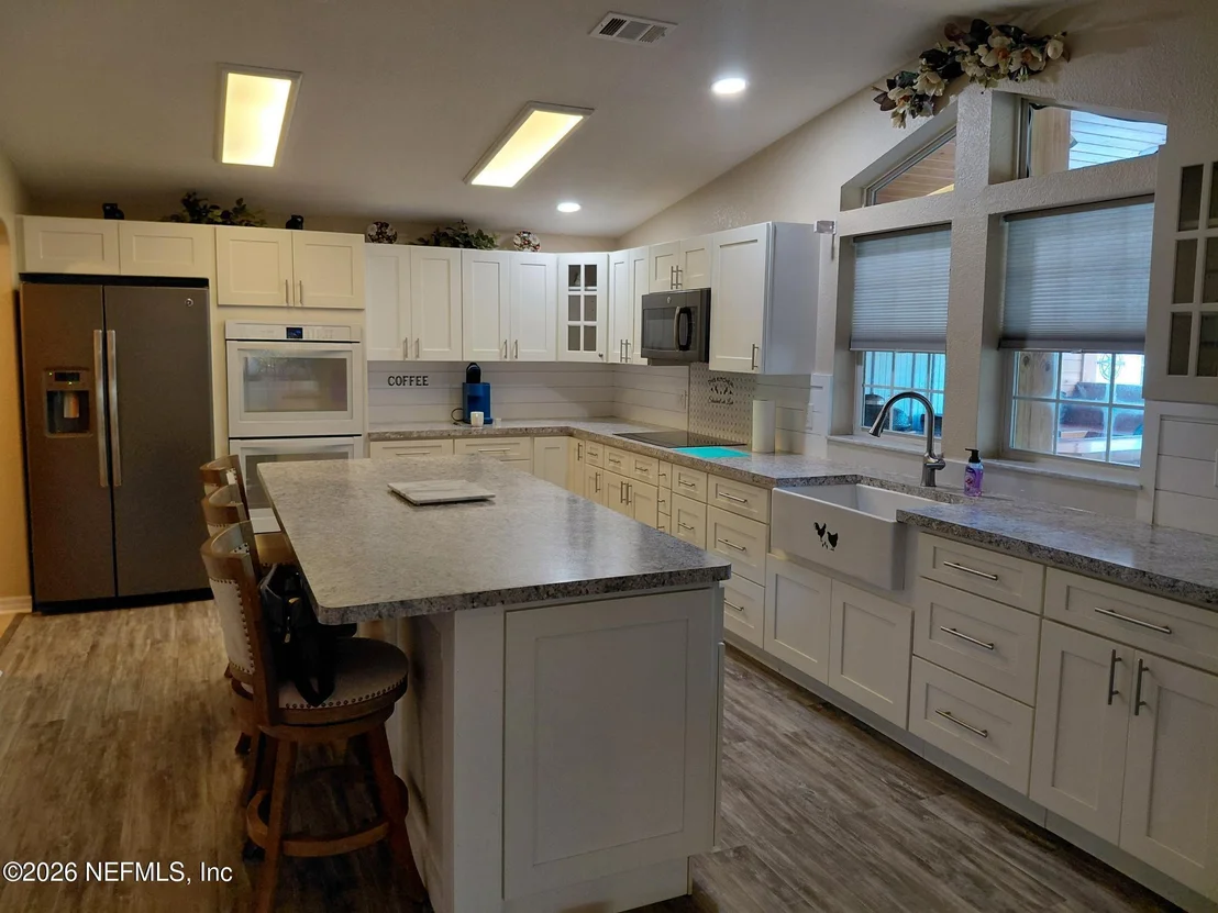 Photo of 118 ROBIN Road