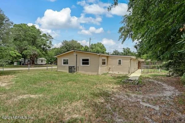 Photo of 144 LIGHTHOUSE Road W