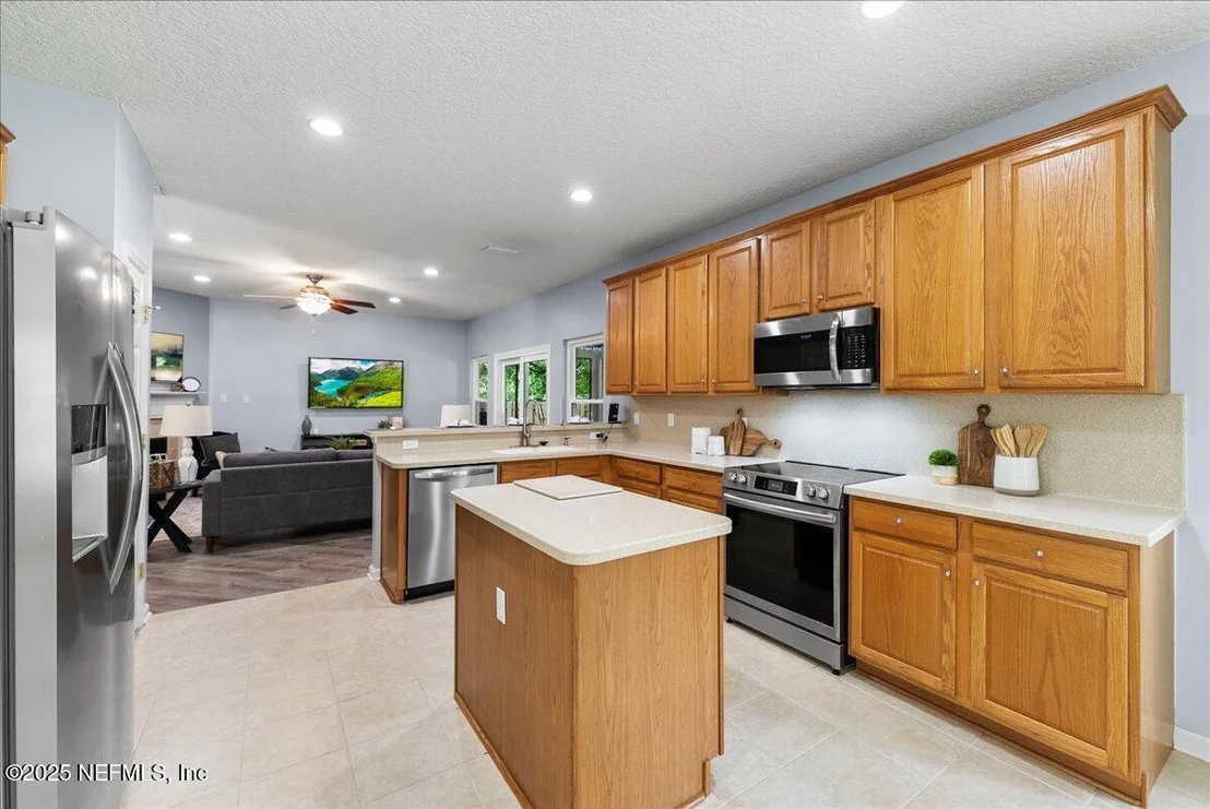 Photo of 629 PELHAM Road