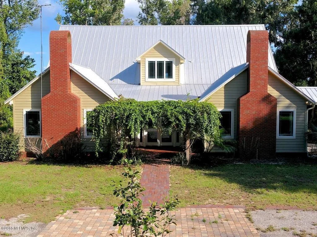 Photo of 595 W RIVER Road