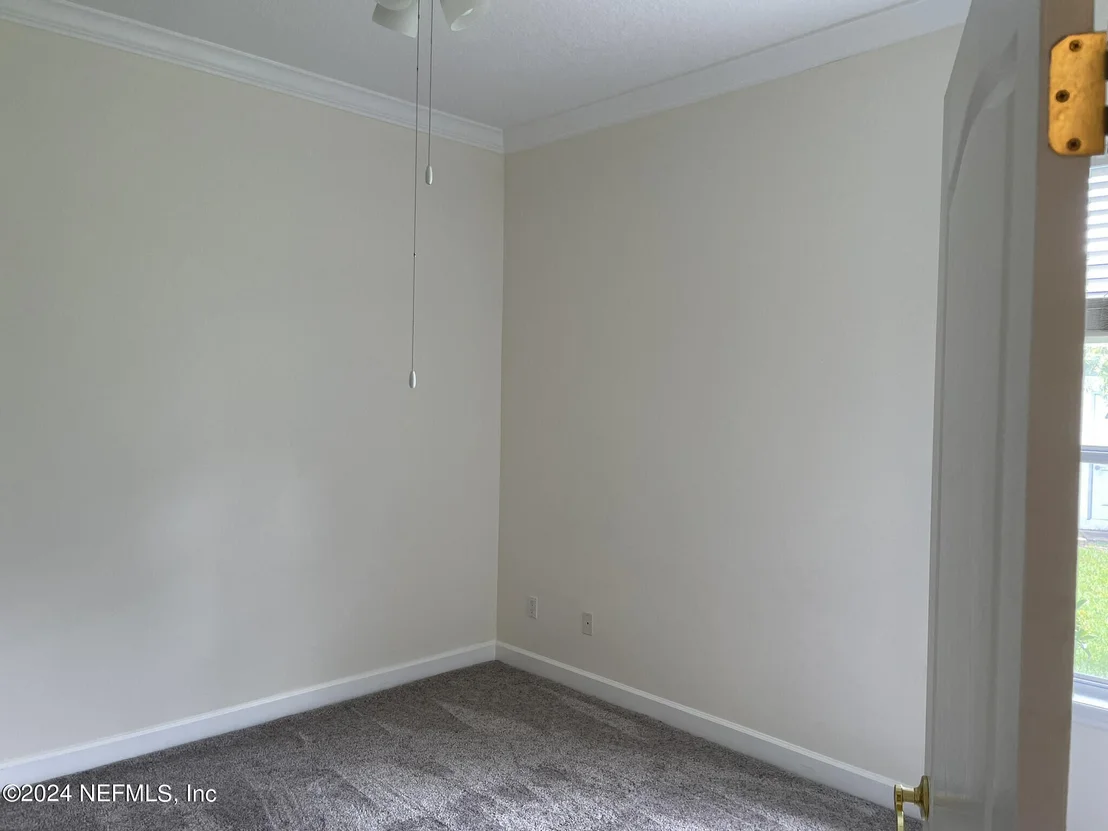 Photo of 135 HERONS NEST Lane