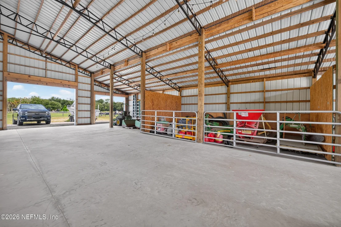 Photo of 475 COUNTY ROAD 335