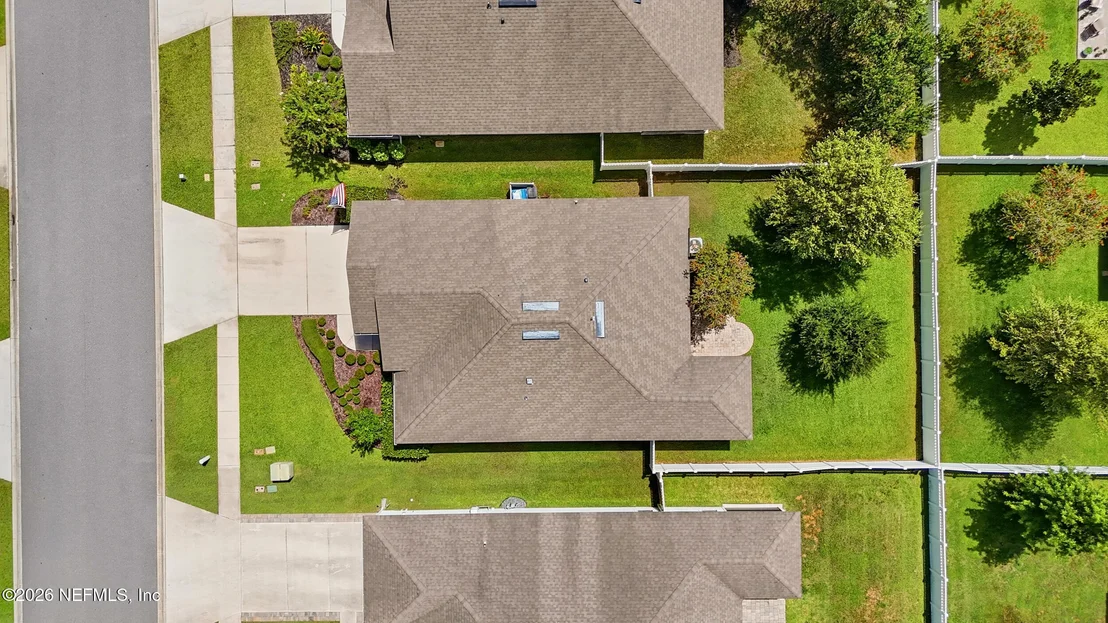 Photo of 384 SHETLAND Drive