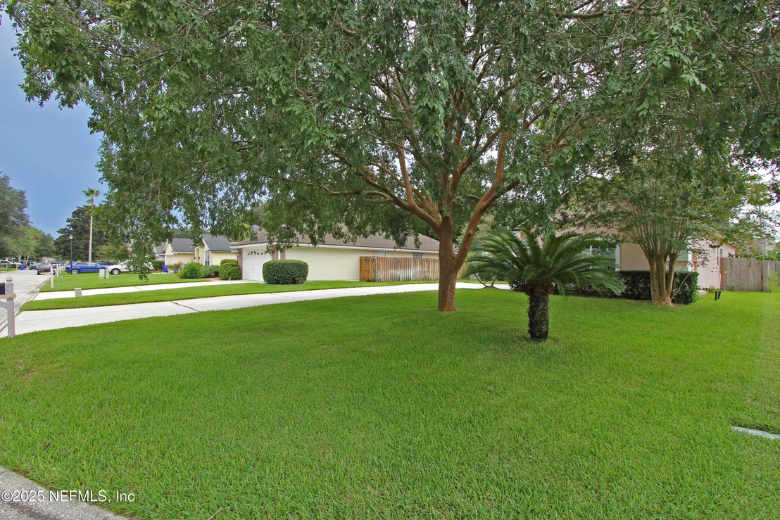 Photo of 1121 ANDREA Way