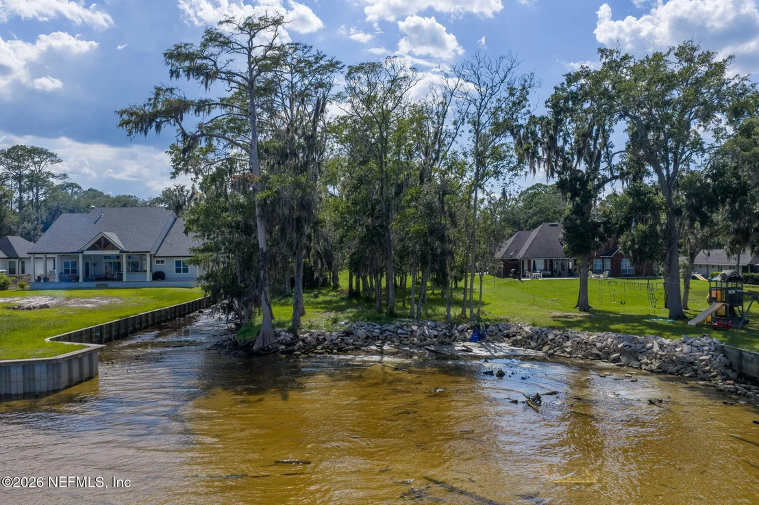 Photo of 1570 RIVER RISE Point