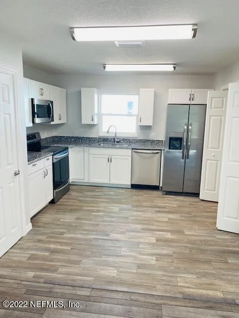 Photo of 883 N KELLER Street