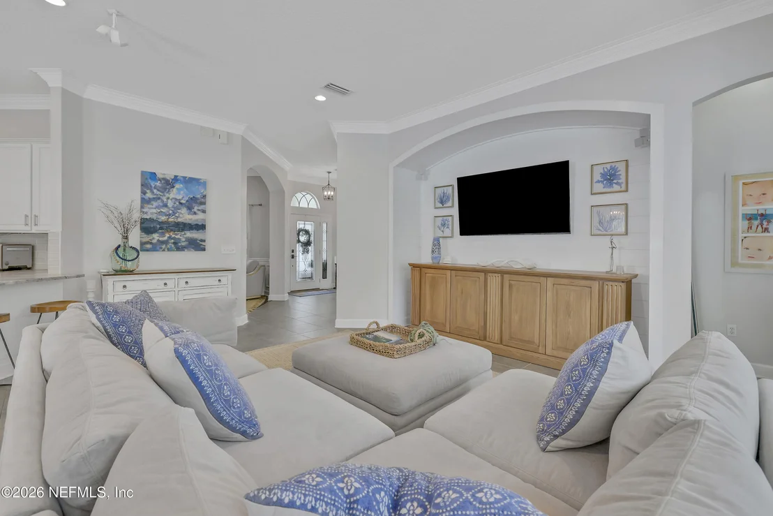 Photo of 4933 BLACKHAWK Drive