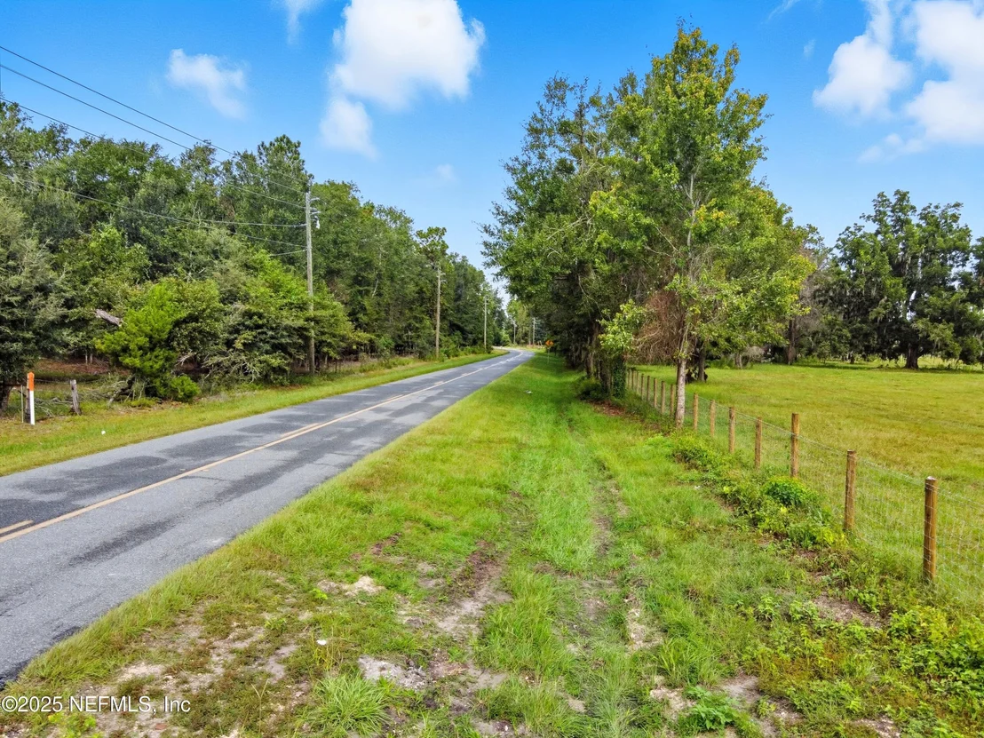 Photo of 11242 HOGAN Road