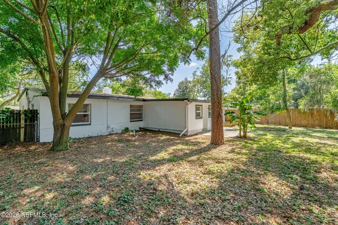 Photo of 5431 RIVER FOREST Drive