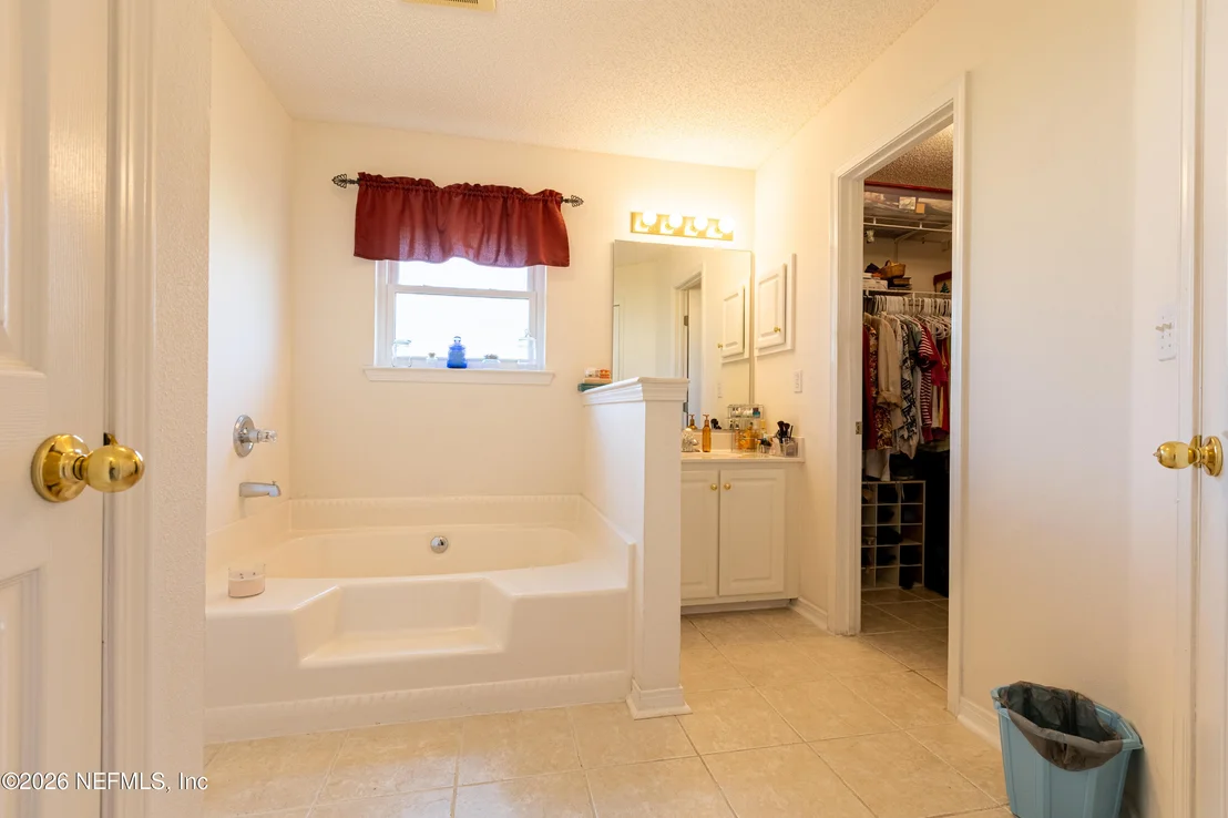 Photo of 556 WHITFIELD Road