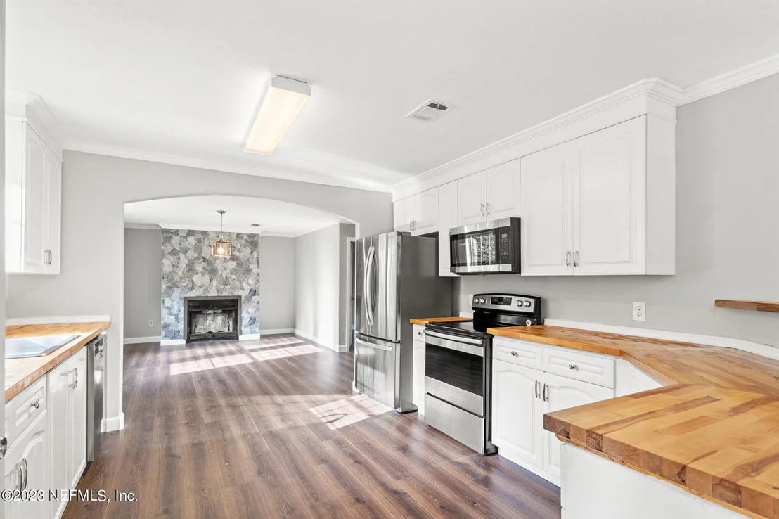 Photo of 5150 CHICORY Circle