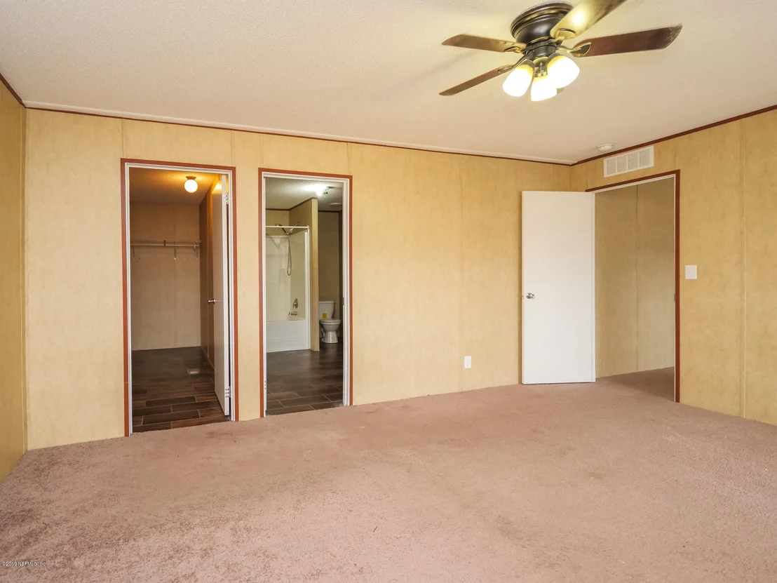 Photo of 1410 STARRATT Road