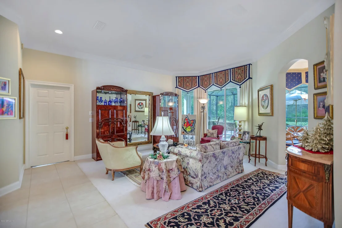 Photo of 261 PINEHURST POINTE Drive