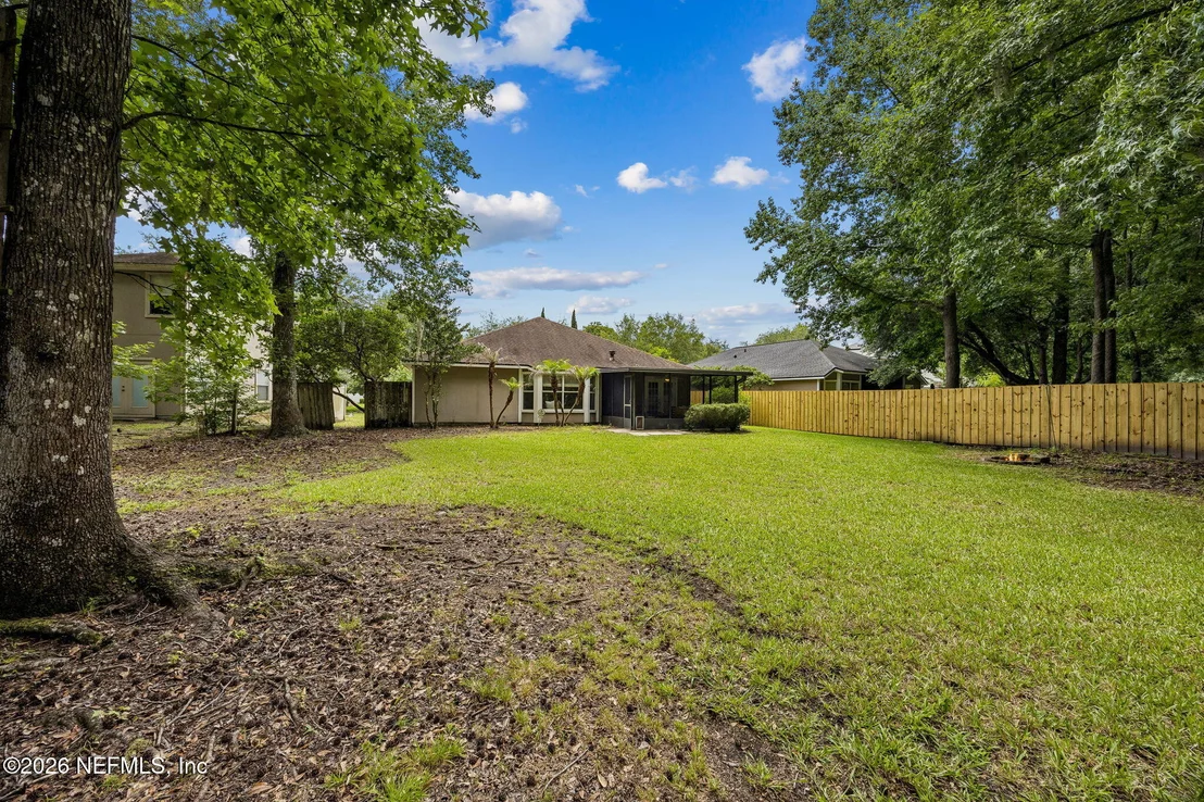 Photo of 556 REDBERRY Lane