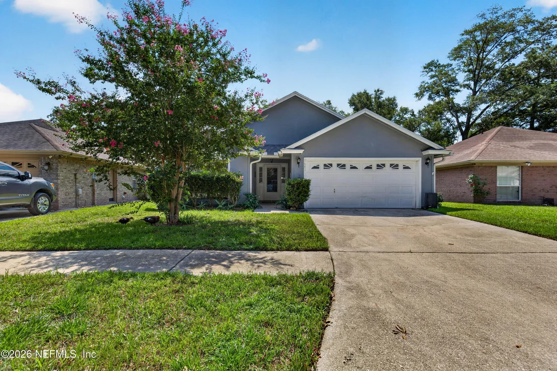 Photo of 1641 SPRING OAKS Lane