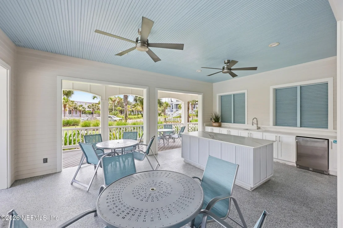 Photo of 688 OCEAN PALM Way