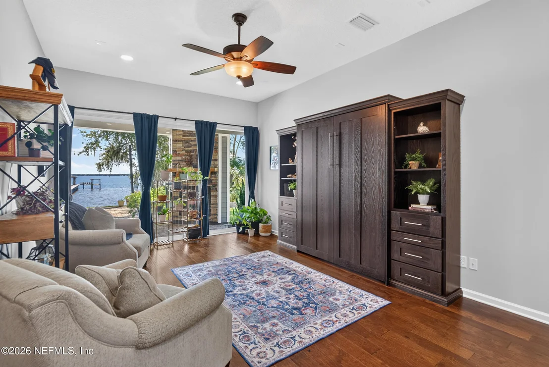 Photo of 239 RIVER Road