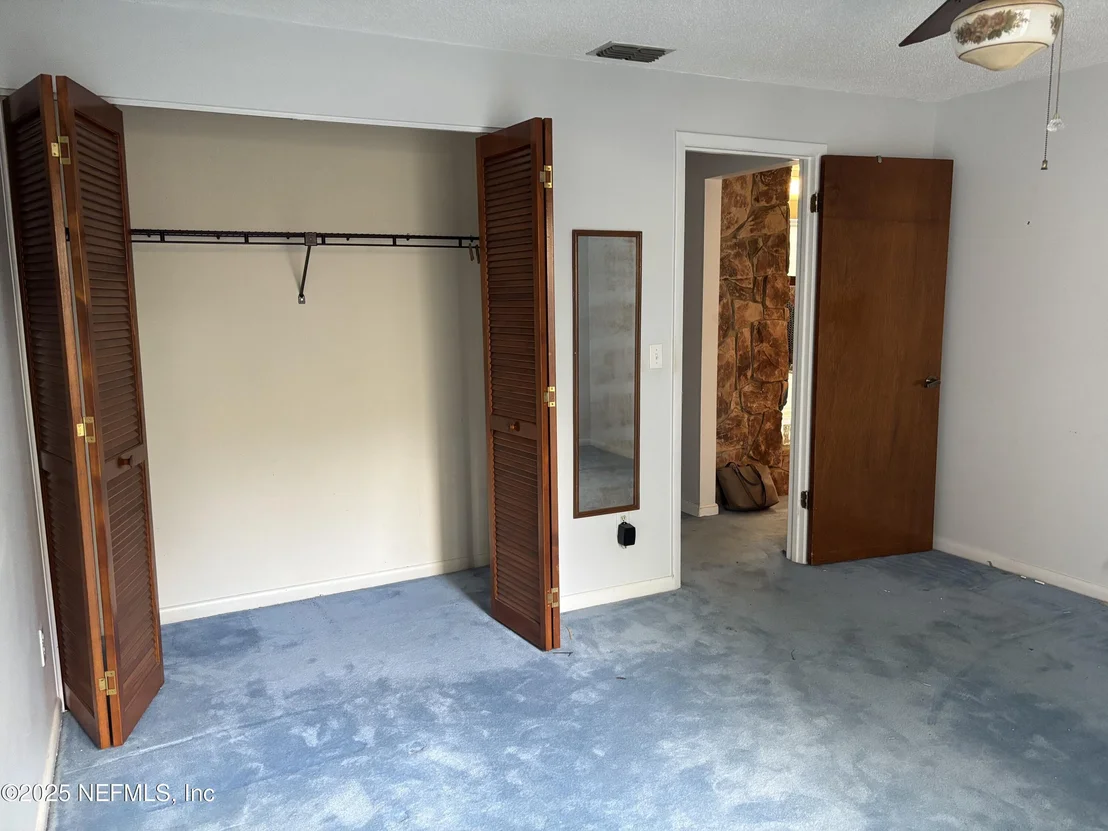 Photo of 8317 MEADOW BEND Court