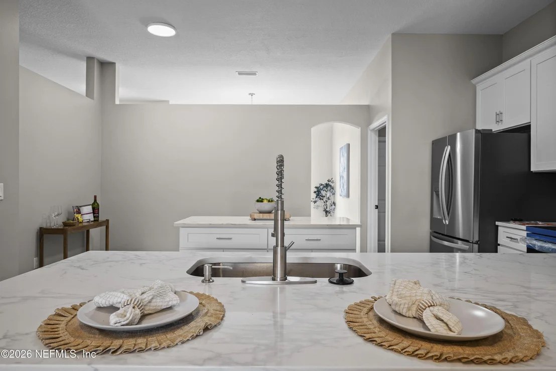 Photo of 4048 EDGELAND Trail