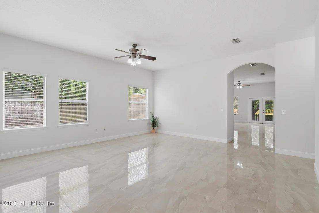 Photo of 951 CHURCHHILL Lane
