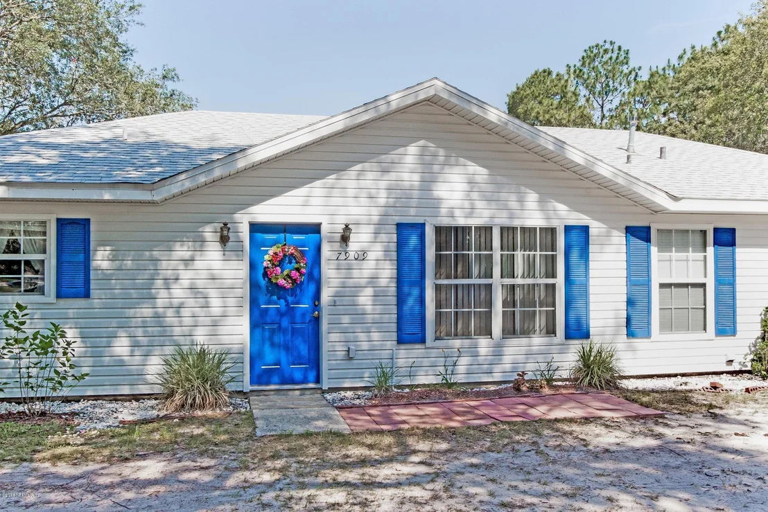 Photo of 7909 COUNTY ROAD 13