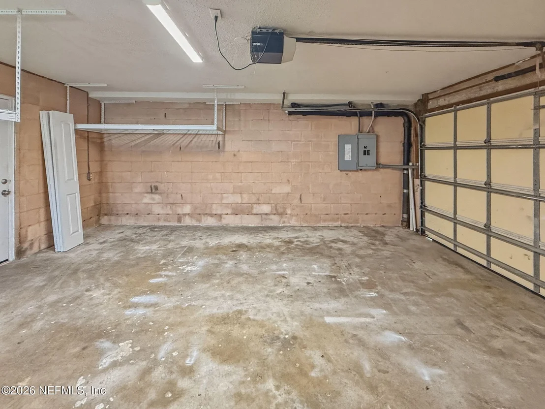 Photo of 477 DEL MONTE Drive