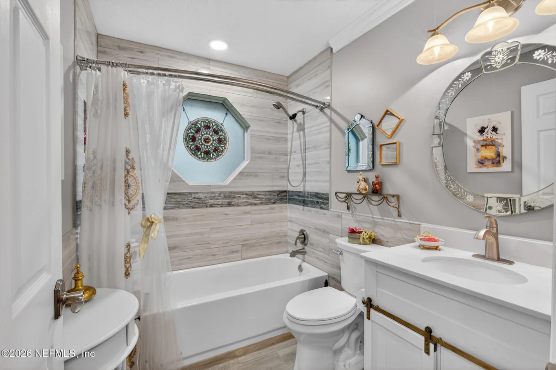 Photo of 4237 RAINTREE Drive