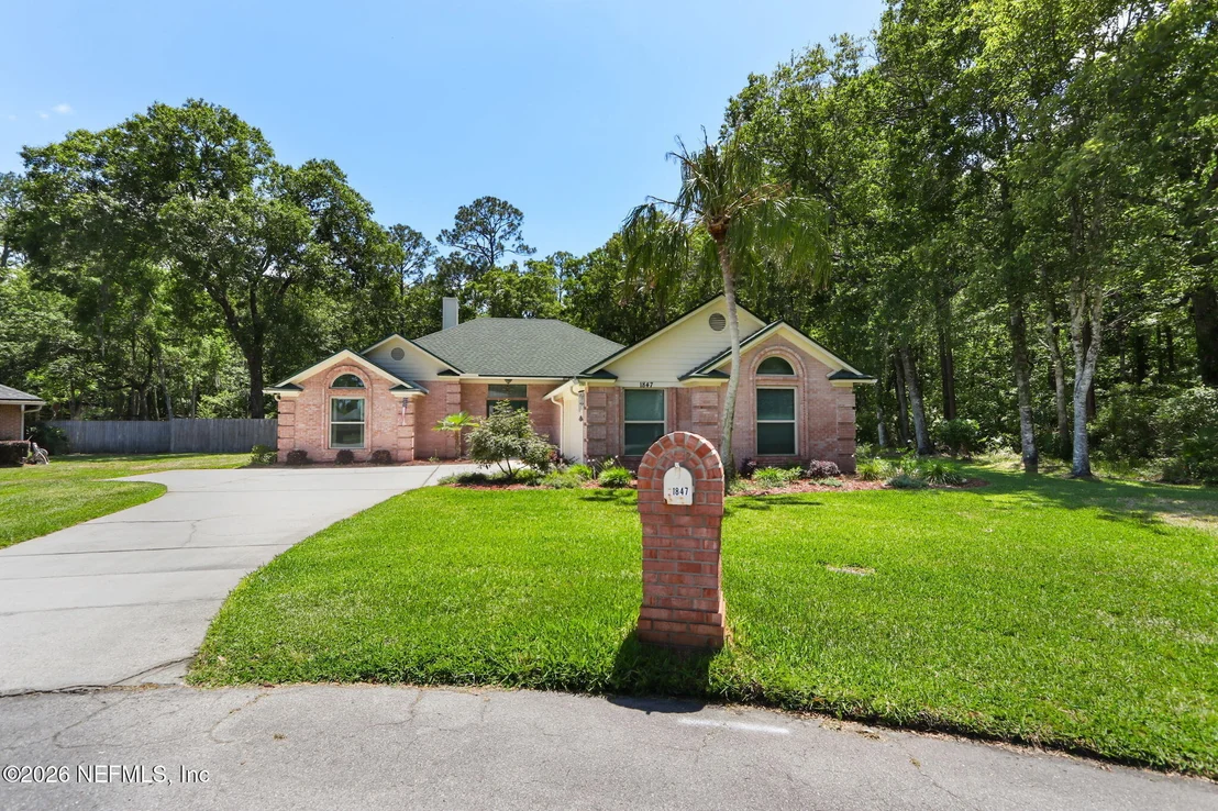 Photo of 1847 CASTILLE Drive