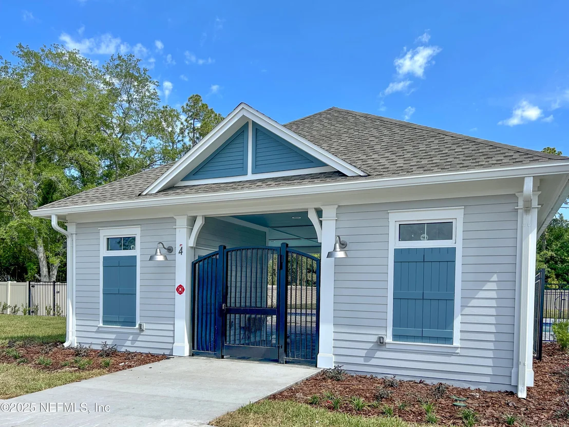 Photo of 439 MIROMAR LAKE Drive