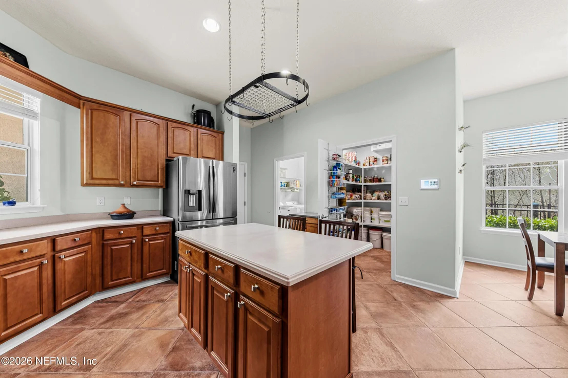 Photo of 1015 GREEN PINE Circle