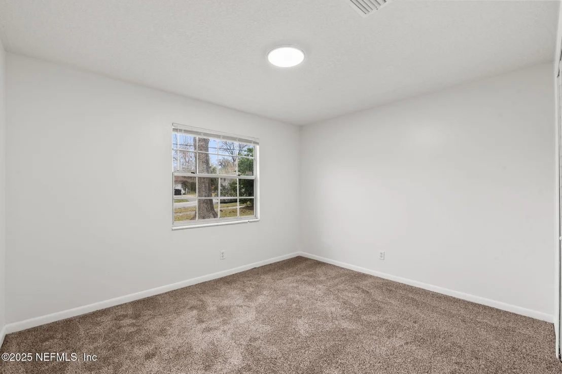 Photo of 432 NEPTUNE Road
