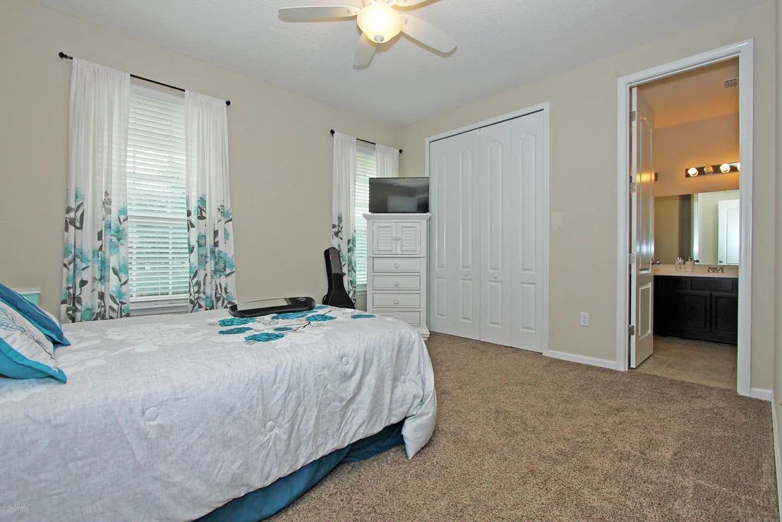Photo of 399 PALISADE Drive