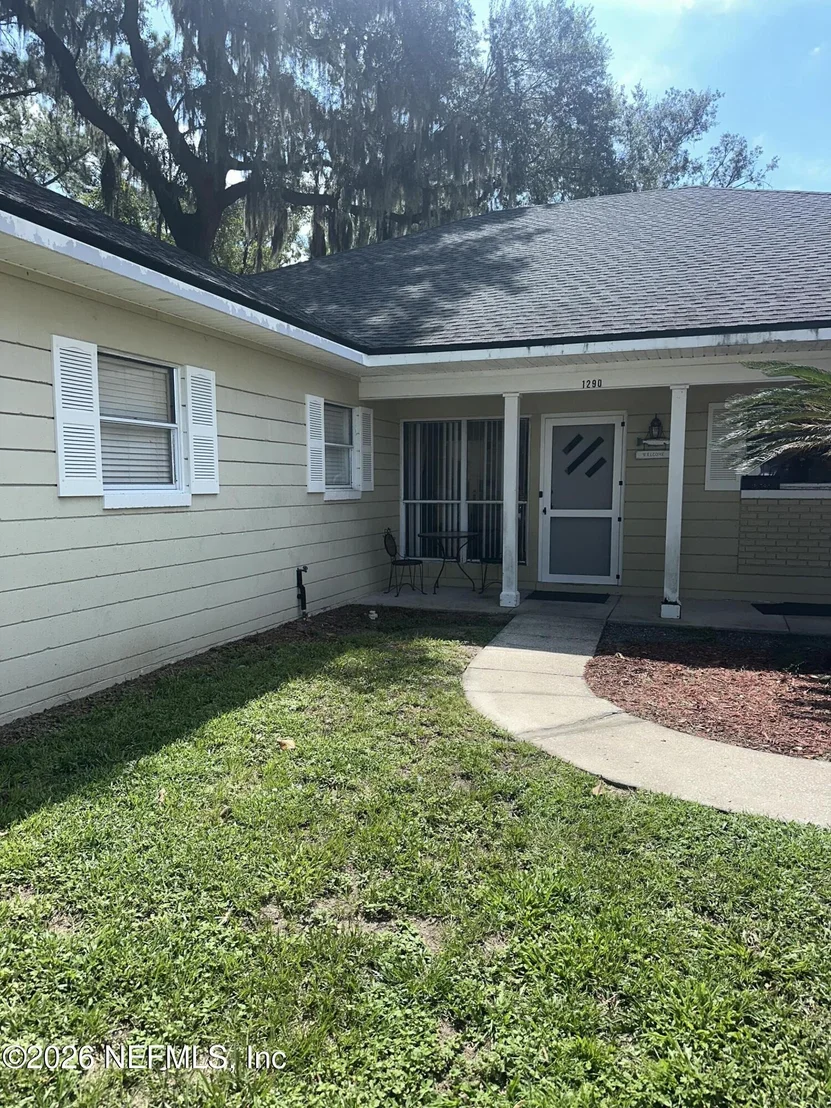 Photo of 1290 OVINGTON Road