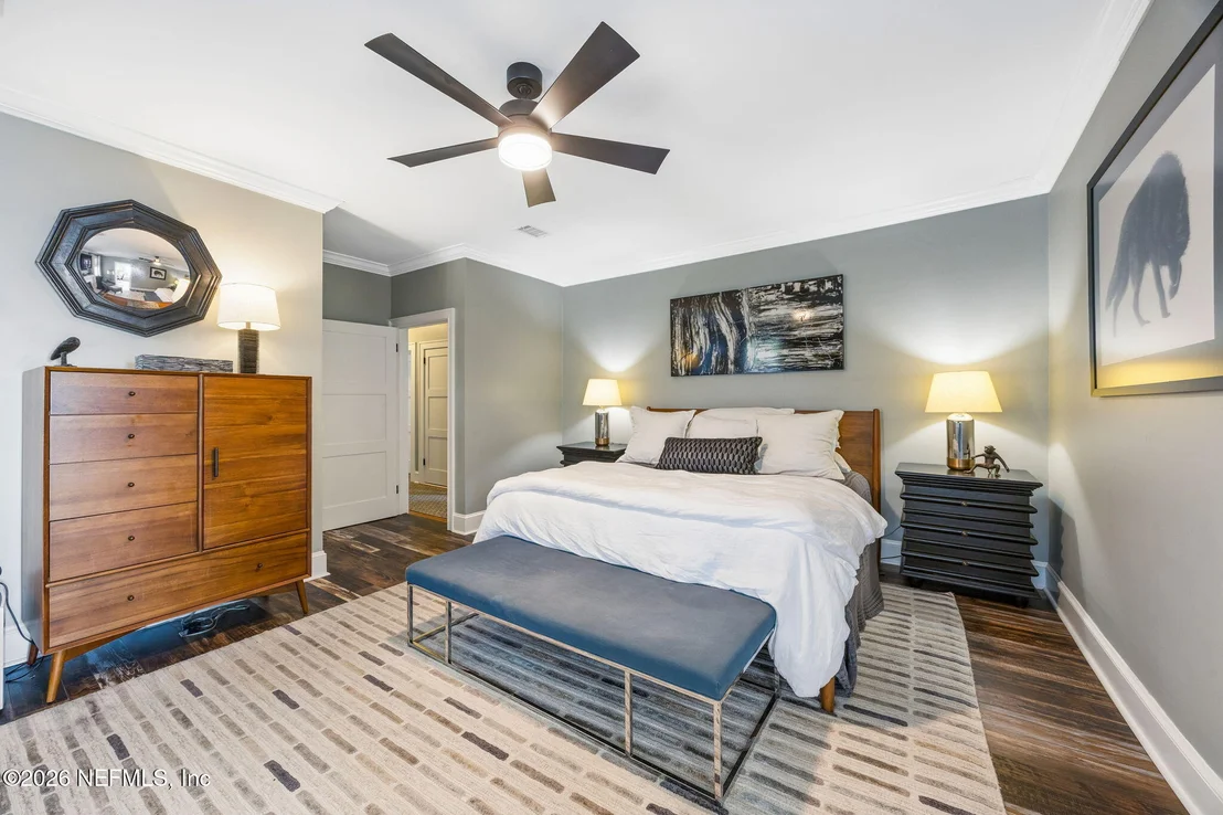 Photo of 1676 RIVER Road