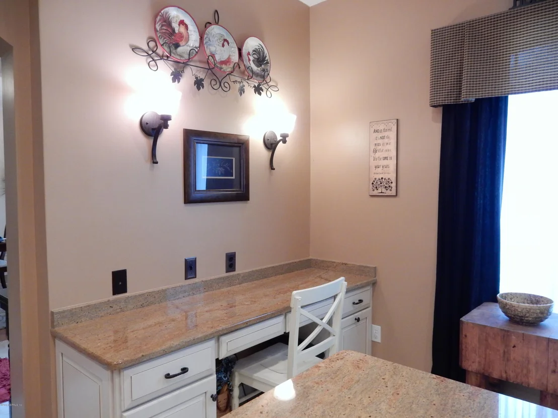 Photo of 156 IVY LAKES Drive