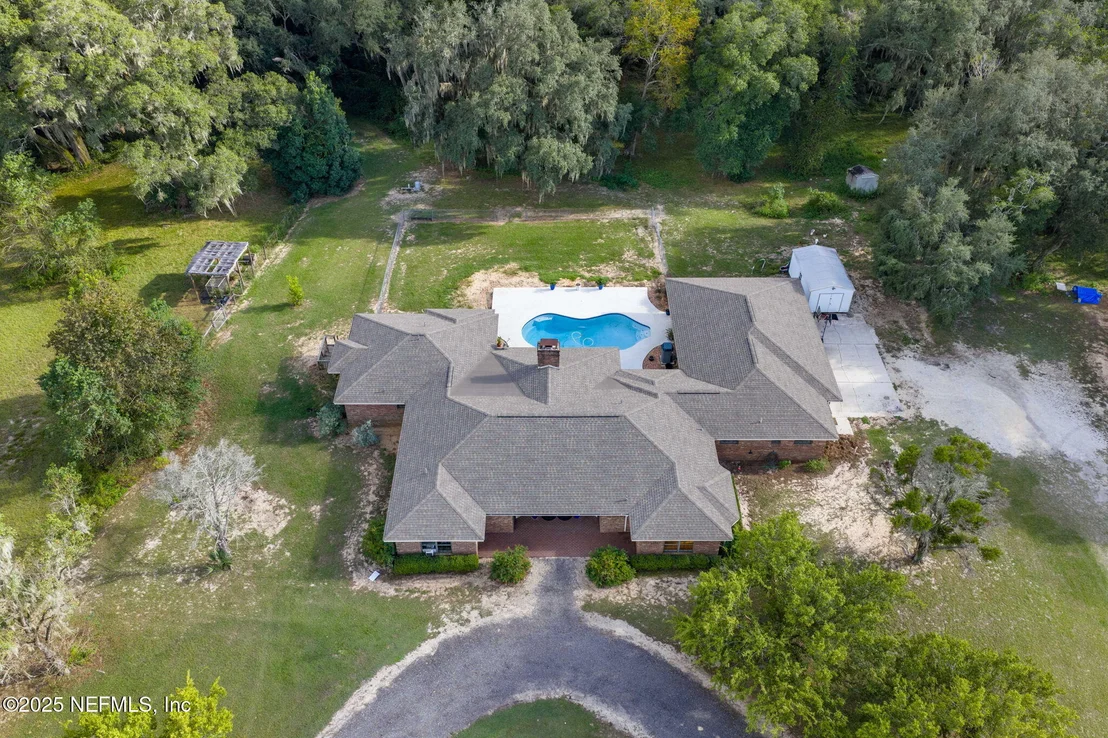 Photo of 105 DAIRY Road