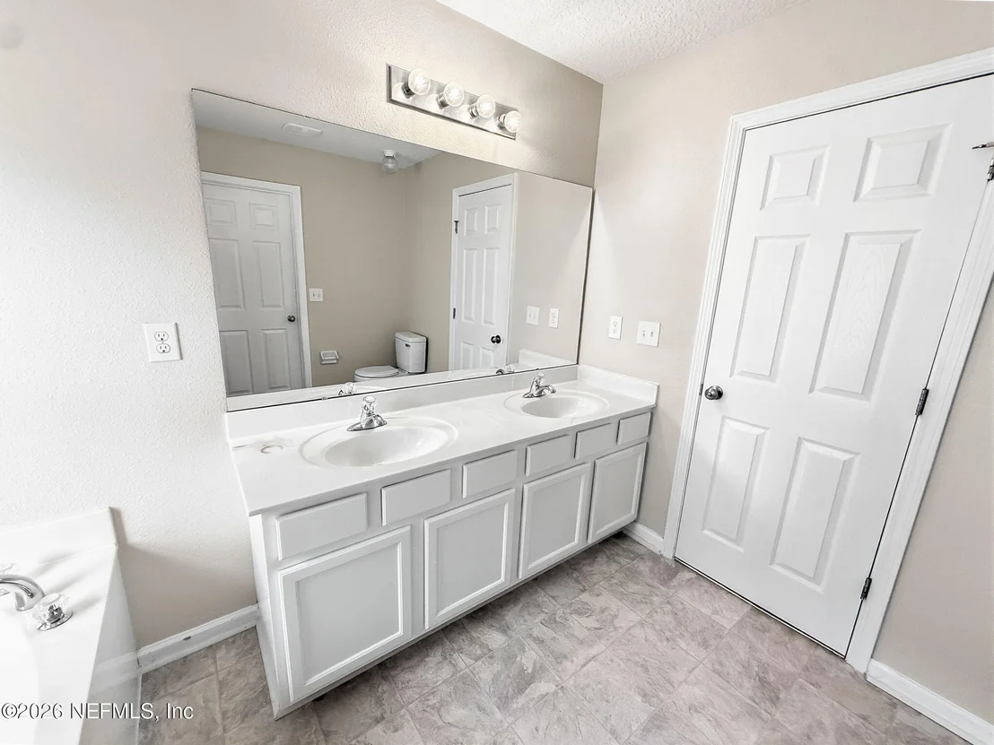 Photo of 16403 TISONS BLUFF Road