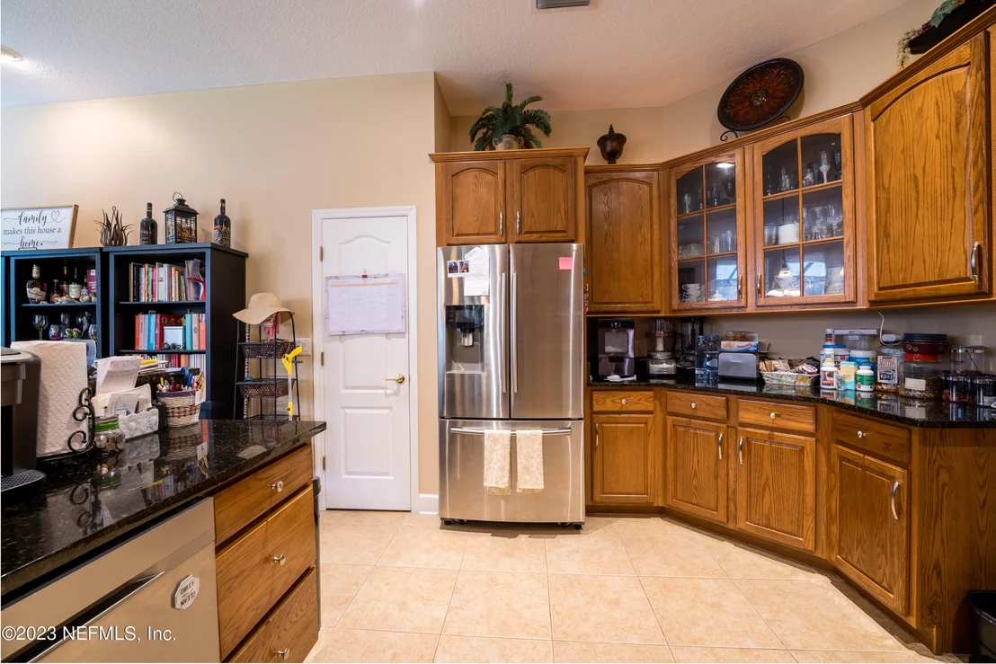 Photo of 933 S FOREST CREEK Drive