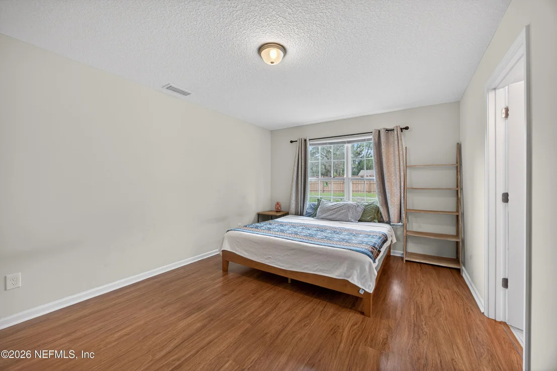 Photo of 940 STATE ROAD 13 N