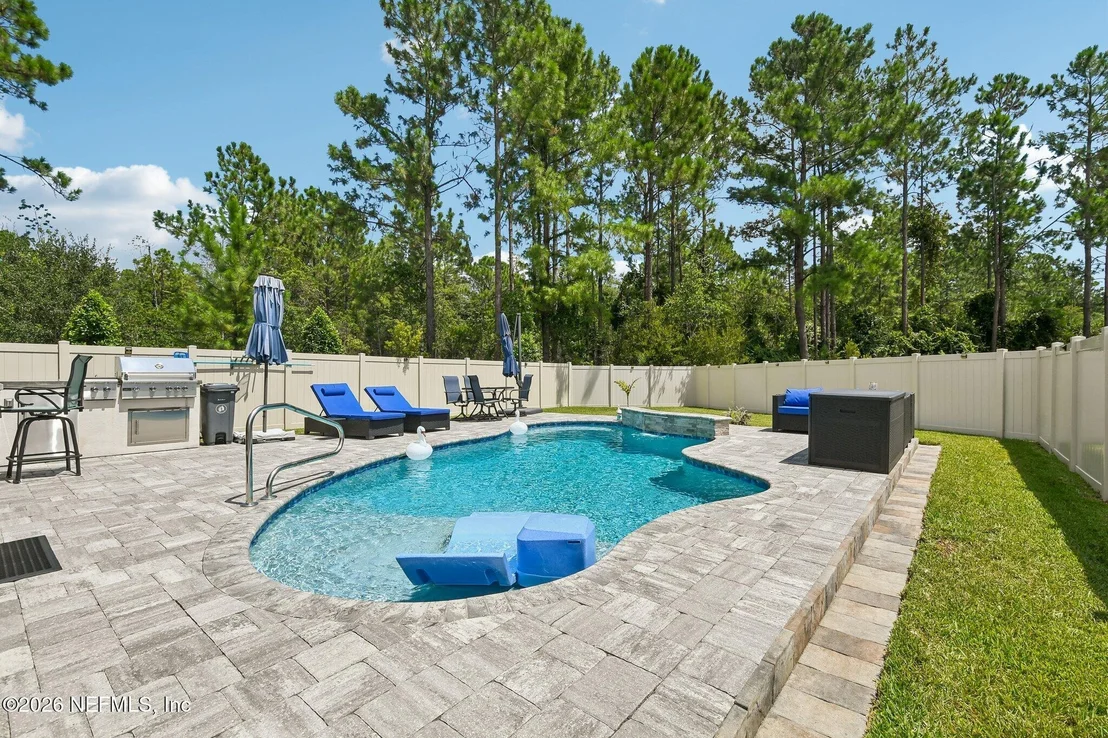 Photo of 8053 GUILD Way